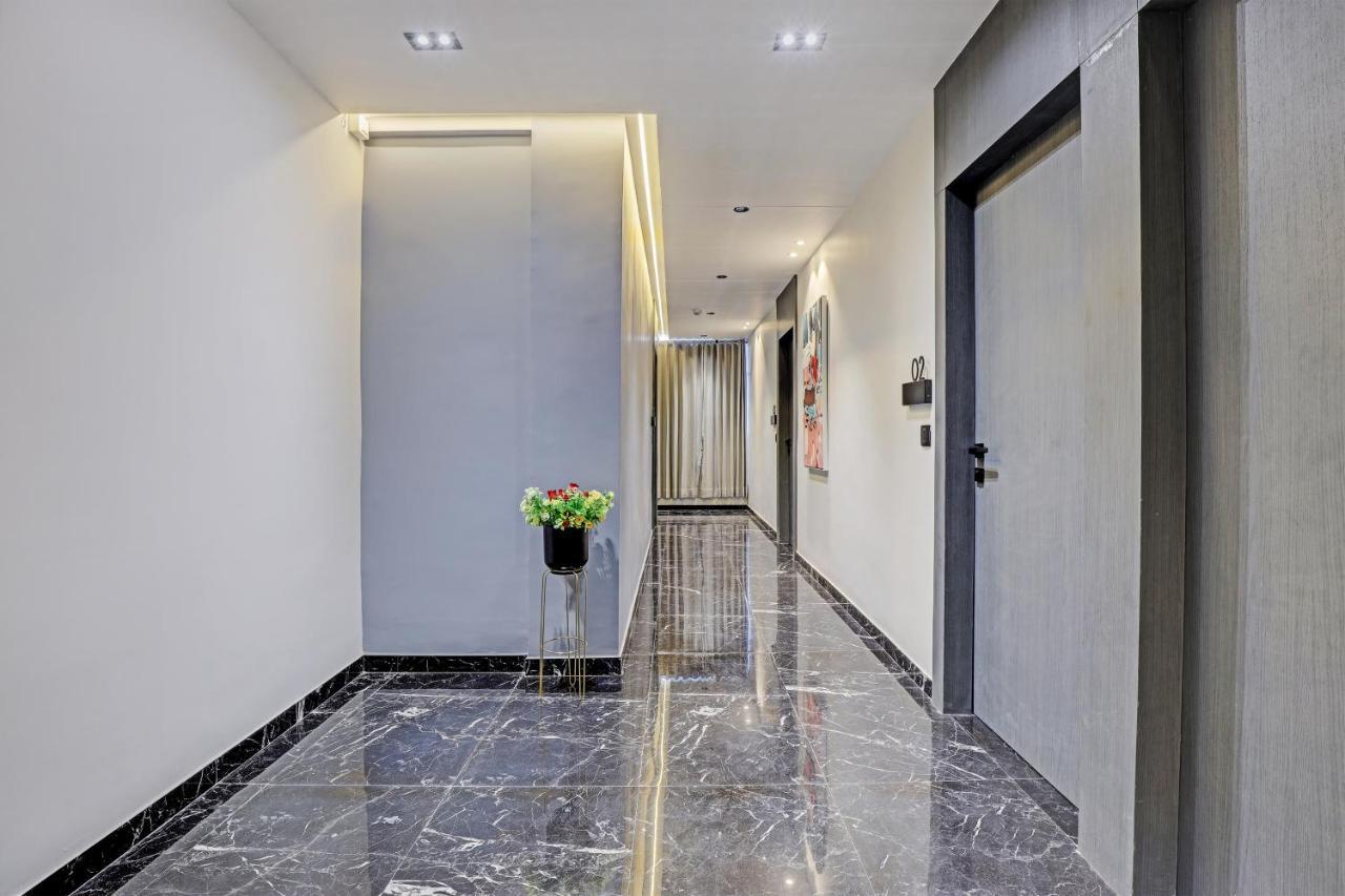 Hotel Lee Platinum أحمد أباد المظهر الخارجي الصورة