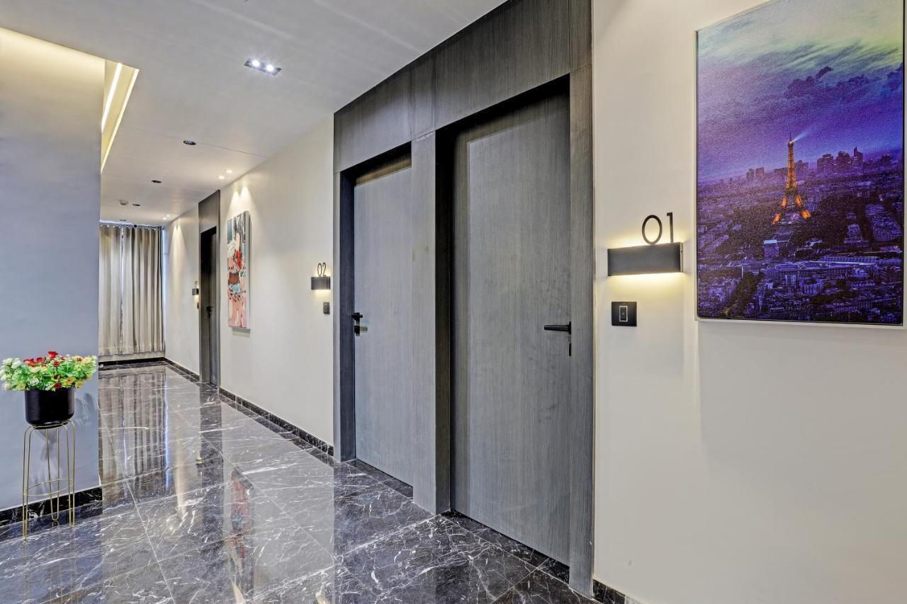 Hotel Lee Platinum أحمد أباد المظهر الخارجي الصورة