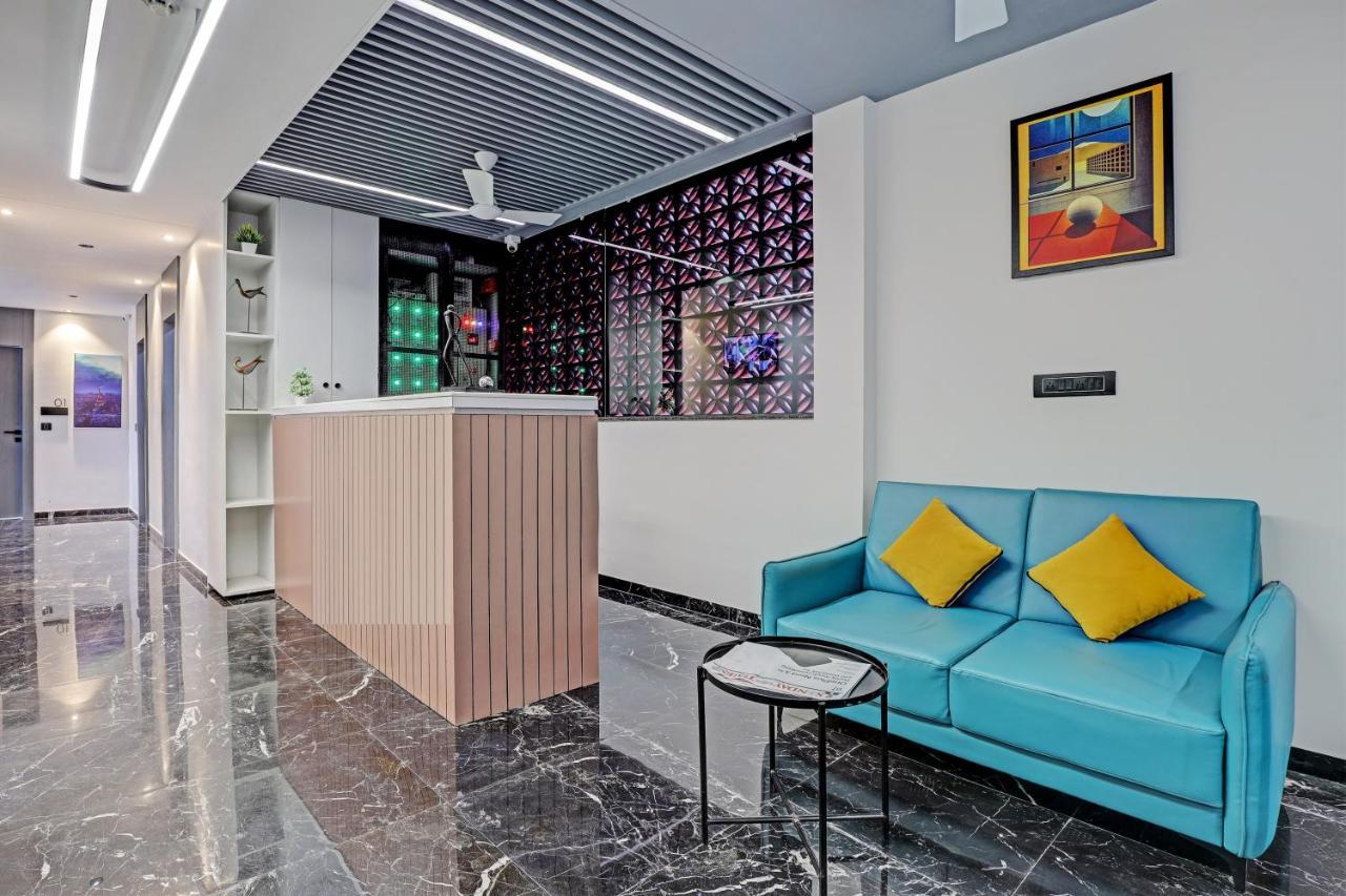 Hotel Lee Platinum أحمد أباد المظهر الخارجي الصورة